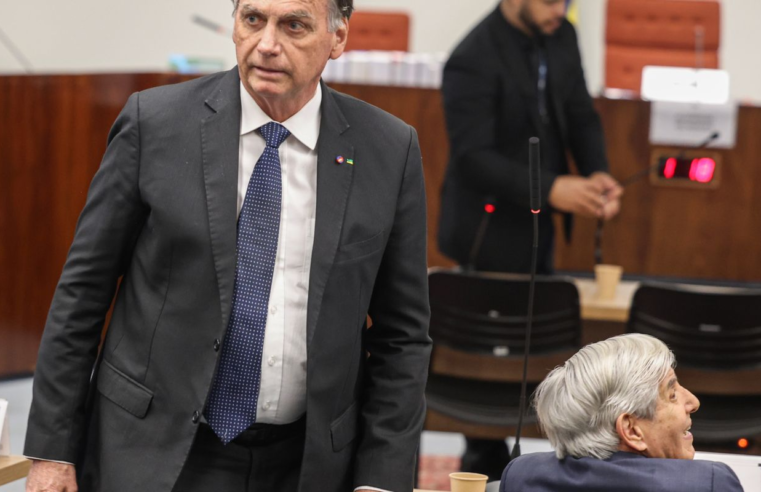 Defesa de Bolsonaro recorre contra prisão domiciliar 