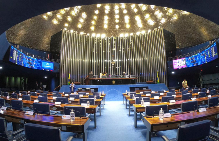 Oposição desocupa Senado sem acordo para impeachment de Moraes