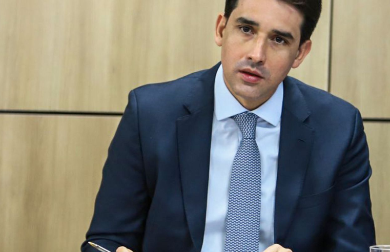 Brasil amenizará efeitos do tarifaço com novos mercados, diz ministro