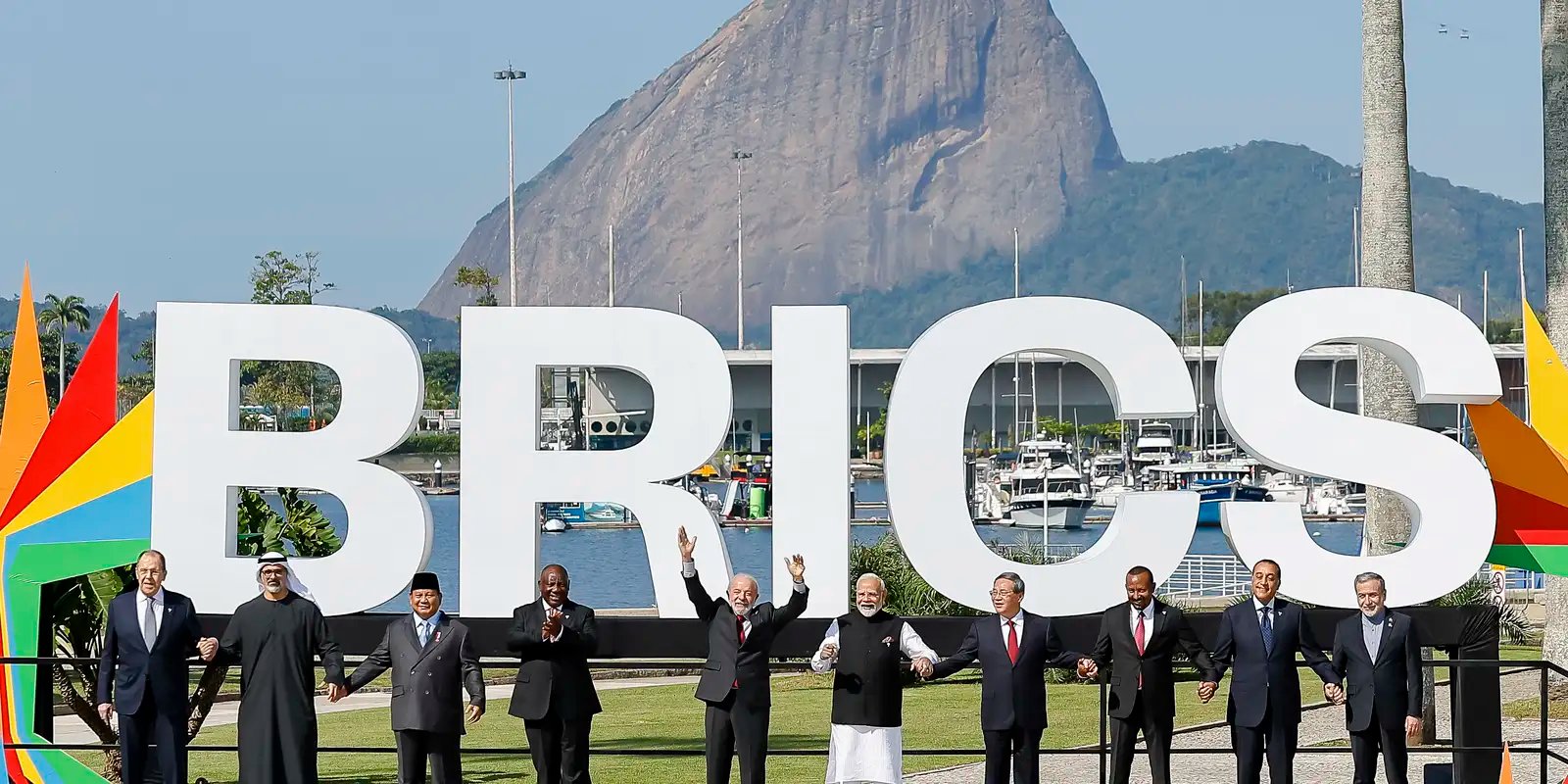 Lula diz que não recuou da ideia de moeda própria do Brics