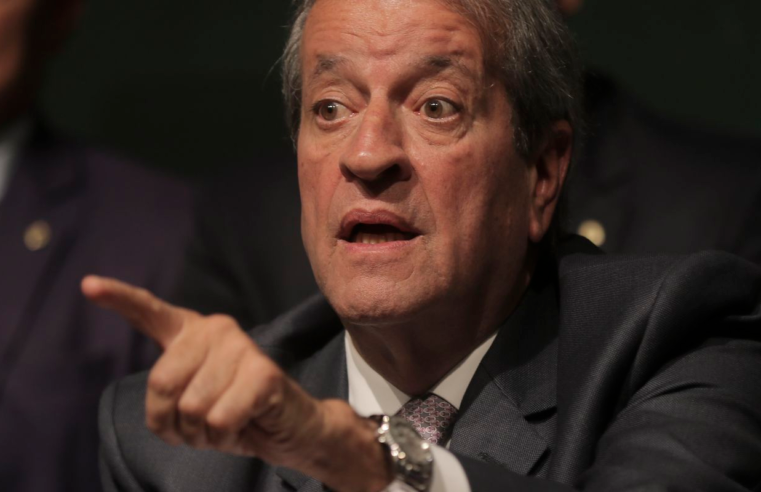 Valdemar pede autorização ao STF para visitar Bolsonaro