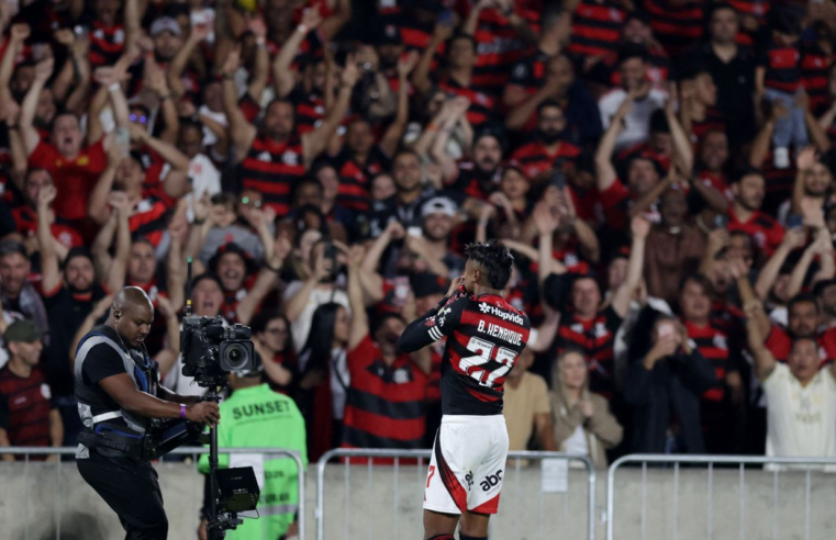 Fla vence e abre vantagem sobre Inter nas oitavas da Libertadores