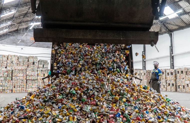 Brasil reciclou 97,3% das latinhas de alumínio em 2024