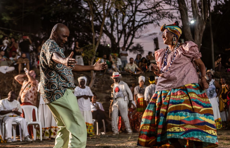 Encontro de Jongueiros transforma Praça Tiradentes em quilombo no Rio