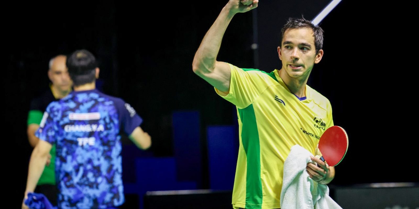 Hugo Calderano disputa vaga na semifinal em Foz do Iguaçu