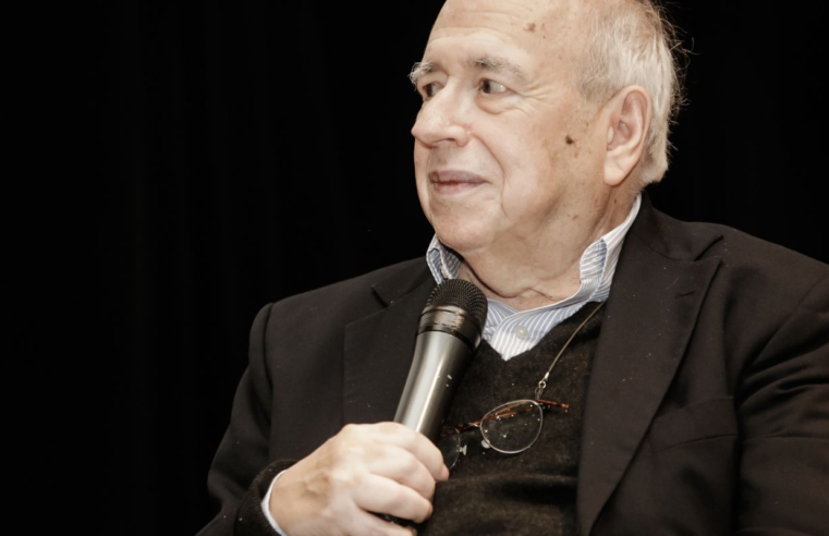 Luis Fernando Verissimo é internado em UTI de hospital em Porto Alegre