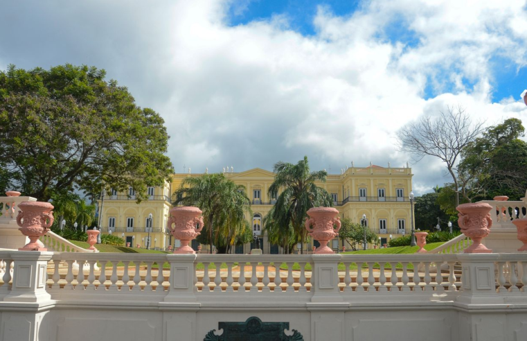 Caminhos da Reportagem mostra reconstrução do Museu Nacional no Rio