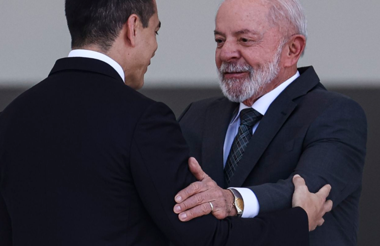 Relações com países sul-americanos são prioridades, diz Lula a Noboa