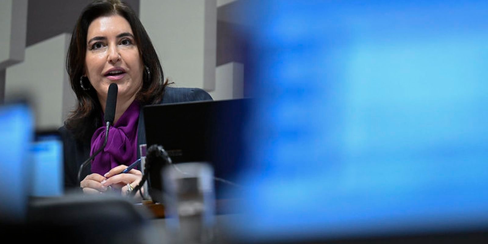 No Senado, Tebet defende revisão de gastos e de isenções fiscais