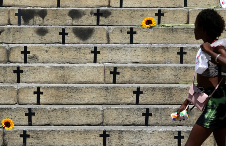 Casos de feminicídio por arma de fogo aumentam em 2025 no país