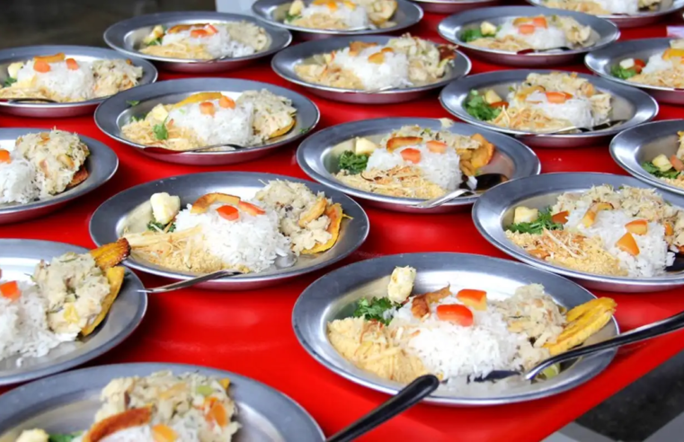 Governo vai comprar perecíveis que iriam para os EUA, diz ministro