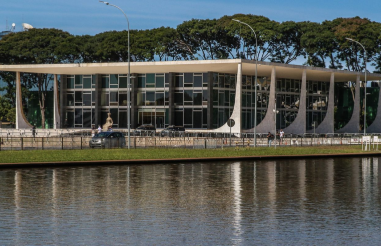 Segundo semestre no STF terá trama golpista e novo presidente 