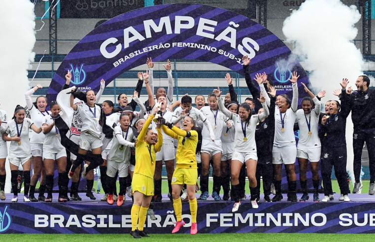 Corinthians vence Grêmio e conquista Brasileiro Feminino Sub-17