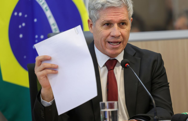 Governo pode prorrogar Brasil Soberano, diz Teixeira 