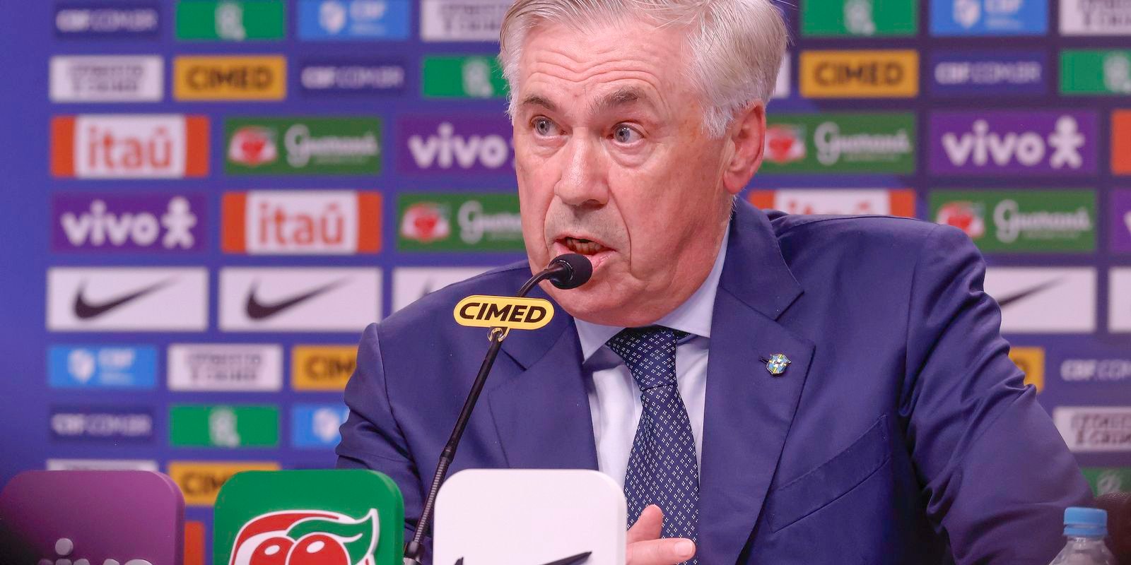 Ancelotti investe em novos jogadores em convocação para Eliminatórias