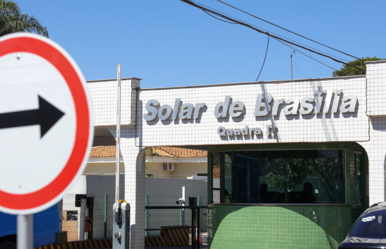 Moraes notifica governo do DF sobre monitoramento de Bolsonaro