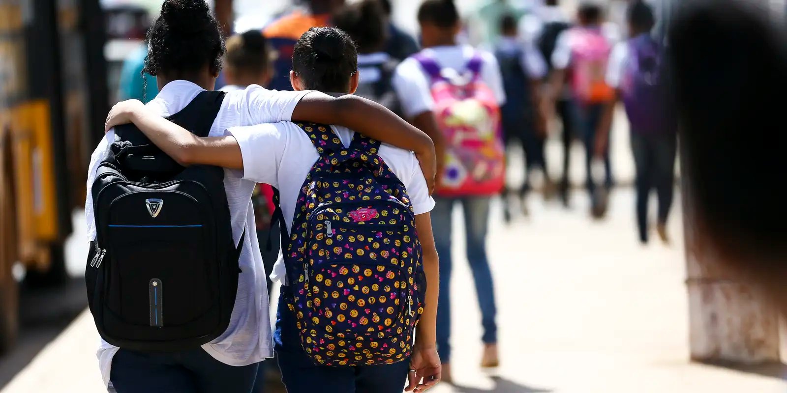 Adolescentes têm até dezembro para se vacinar contra HPV