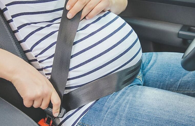Médicos alertam para cuidados no volante durante gestação e puerpério