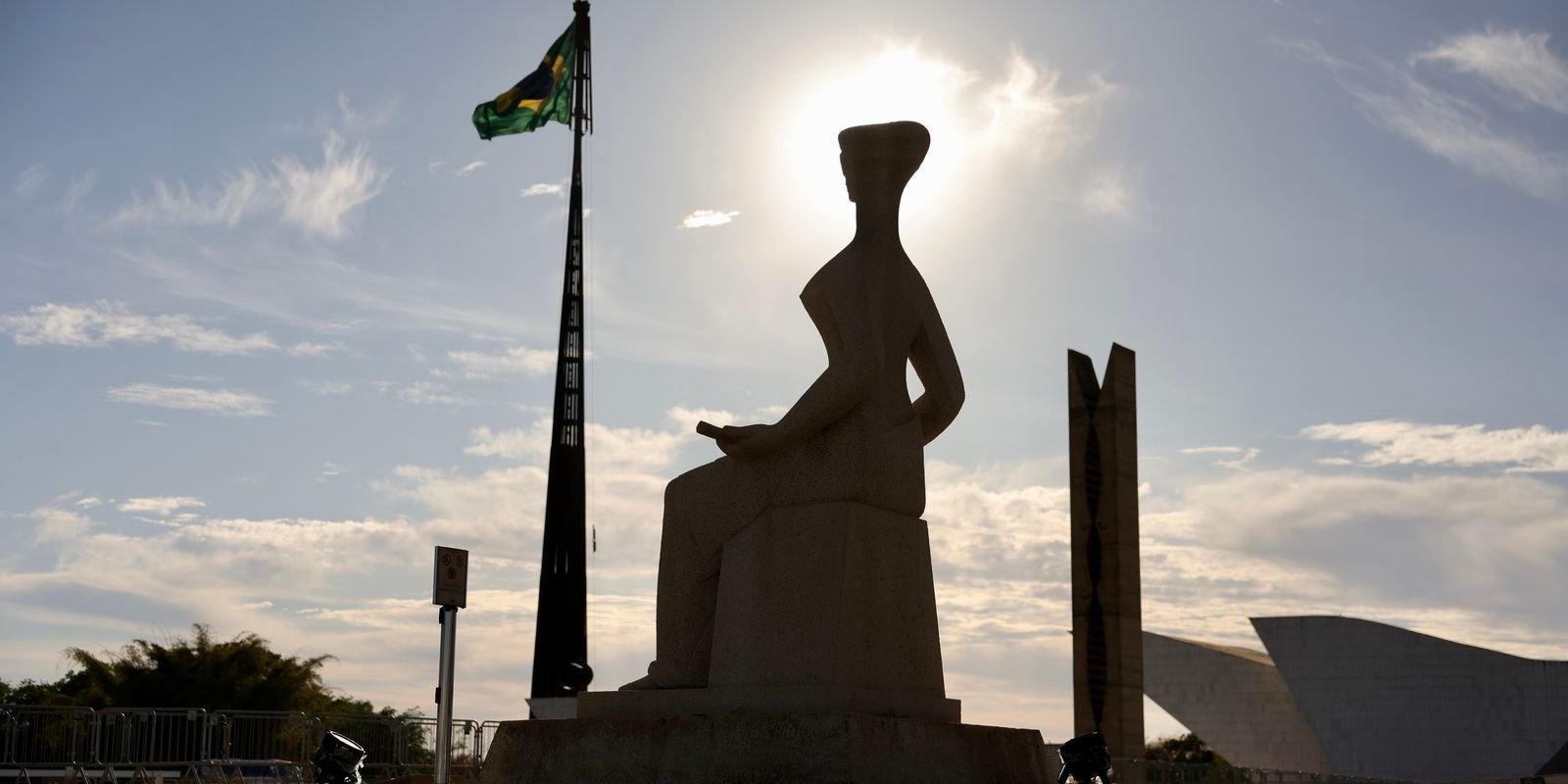 Ao vivo: acompanhe o 2° dia de julgamento de Bolsonaro no STF