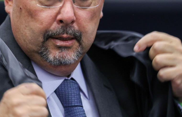 Defesa diz que não há uma única prova que ligue Bolsonaro a golpe