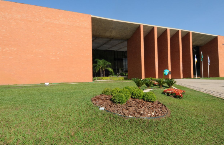 PF faz buscas em gabinetes de dez deputados estaduais do Tocantins