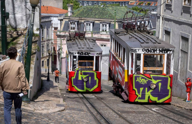 Acidente com bondinho em Lisboa deixa 15 mortos