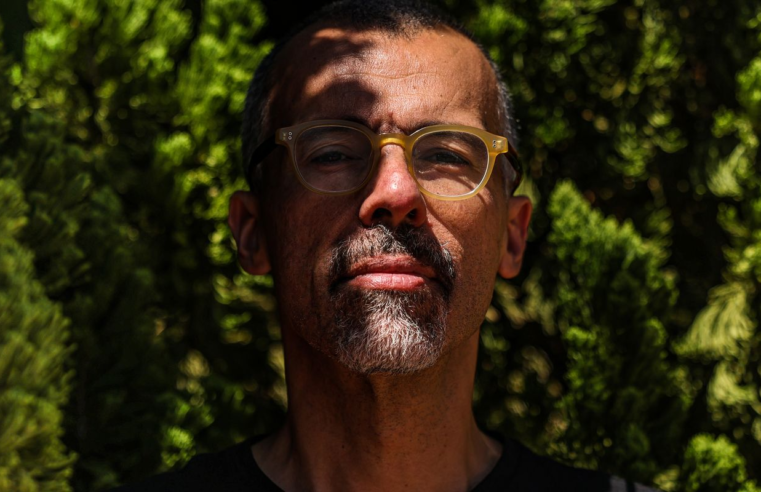 Jamil Chade relata desumanização de imigrantes sob Trump em ‘distopia’