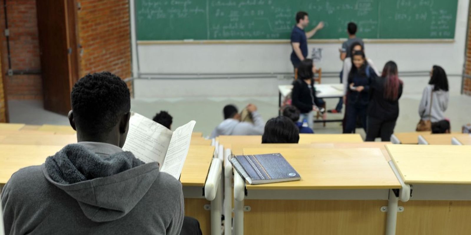 Brasil tem maior número de aluno por professor em faculdades privadas