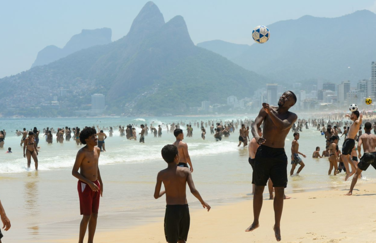 Chegada de uma frente fria não impede veranico no Rio de Janeiro
