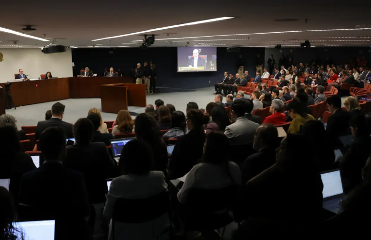 Em voto, Fux diz que ação deveria ter tramitado na primeira instância