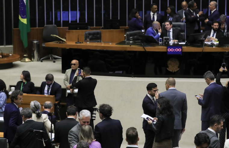 Aprovada urgência de PL que libera R$ 1,5 bi para saúde e educação