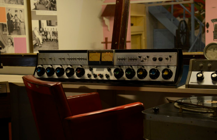 Programação especial nesta sexta-feira marca 89 anos da Rádio Nacional