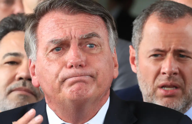 Por 4 a 1, STF condena Bolsonaro e mais sete pela trama golpista