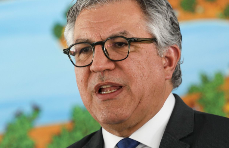 EUA liberam visto de Padilha para acompanhar Lula em evento da ONU