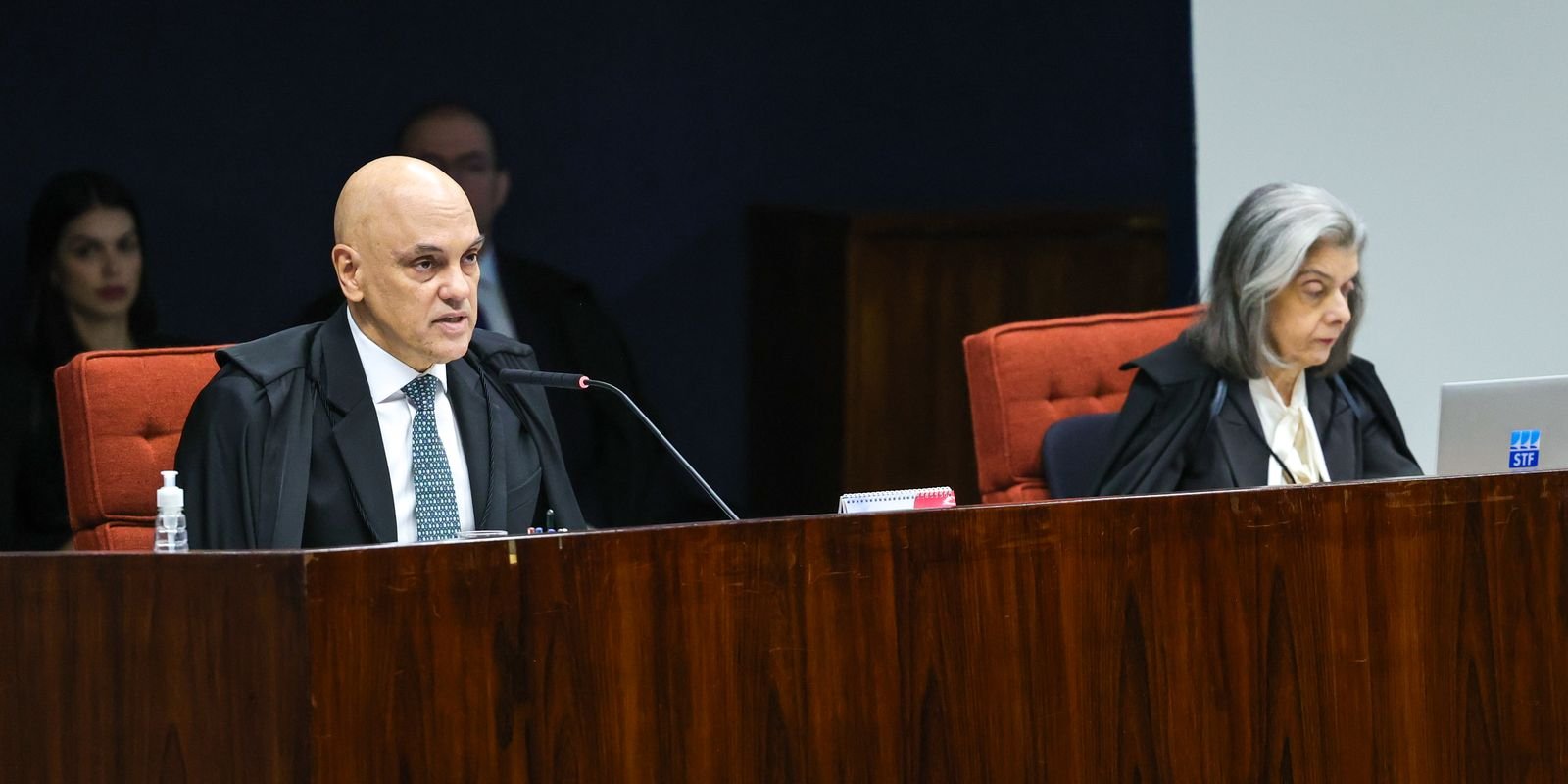 Relatório de Alexandre de Moraes resume versões de acusação e defesas