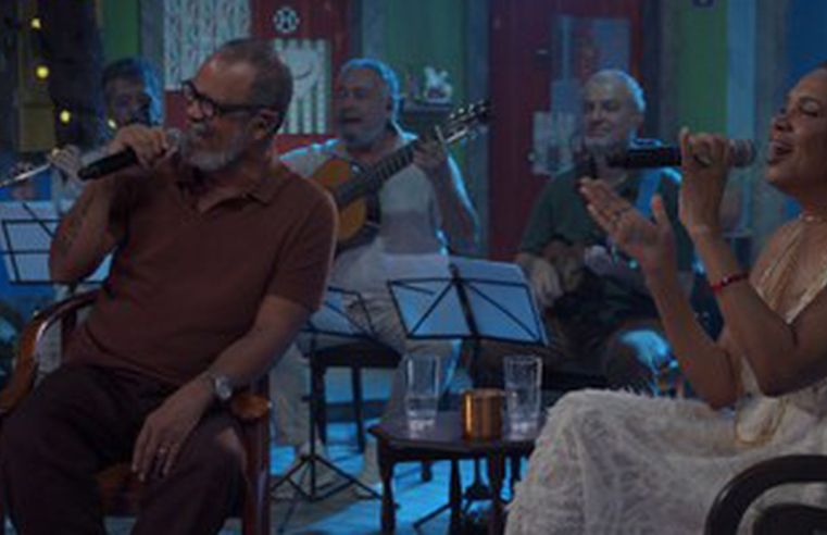 Teresa Cristina recebe Marquinho China no programa Samba na Gamboa