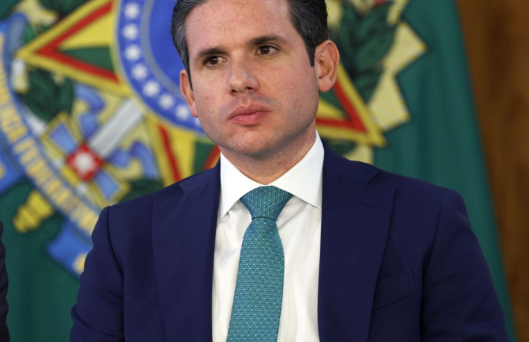 Motta afirma que isenção do IR pode entrar em pauta na semana que vem