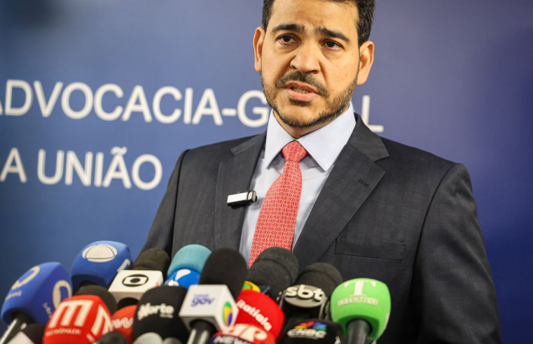 EUA vão revogar visto do advogado-geral da União