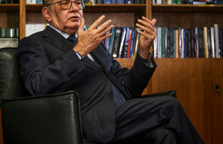 Gilmar Mendes diz que sanções contra esposa de Moraes são arbitrárias