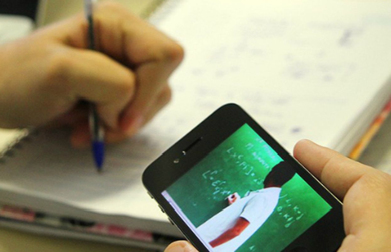 Brasil tem mais alunos em cursos a distância que em presenciais