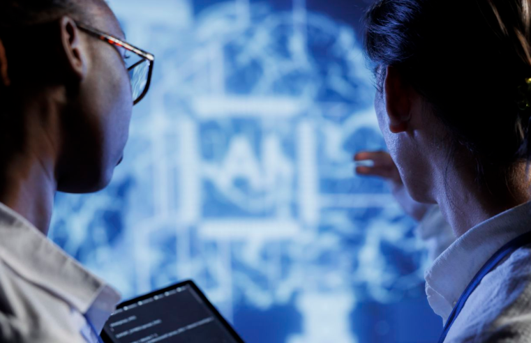 Número de empresas industriais que usam IA cresce 163% em dois anos