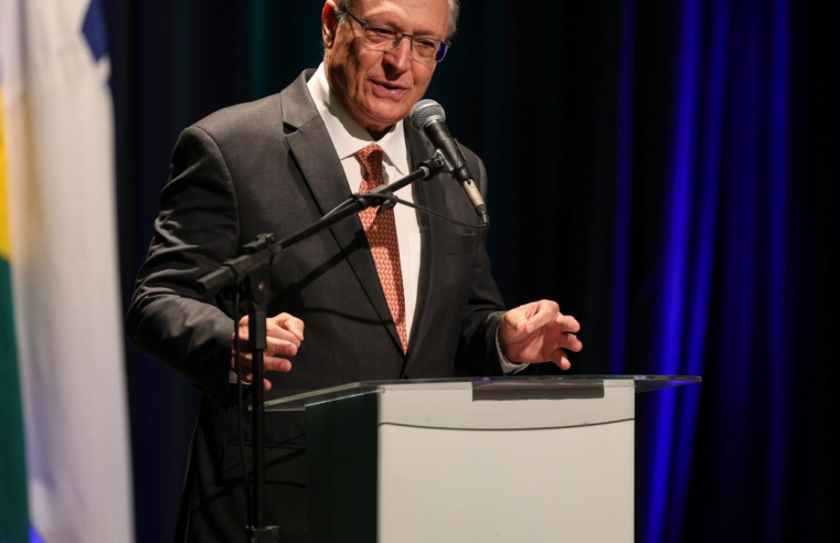 "Boa química" entre presidentes vai ajudar no tarifaço, diz Alckmin