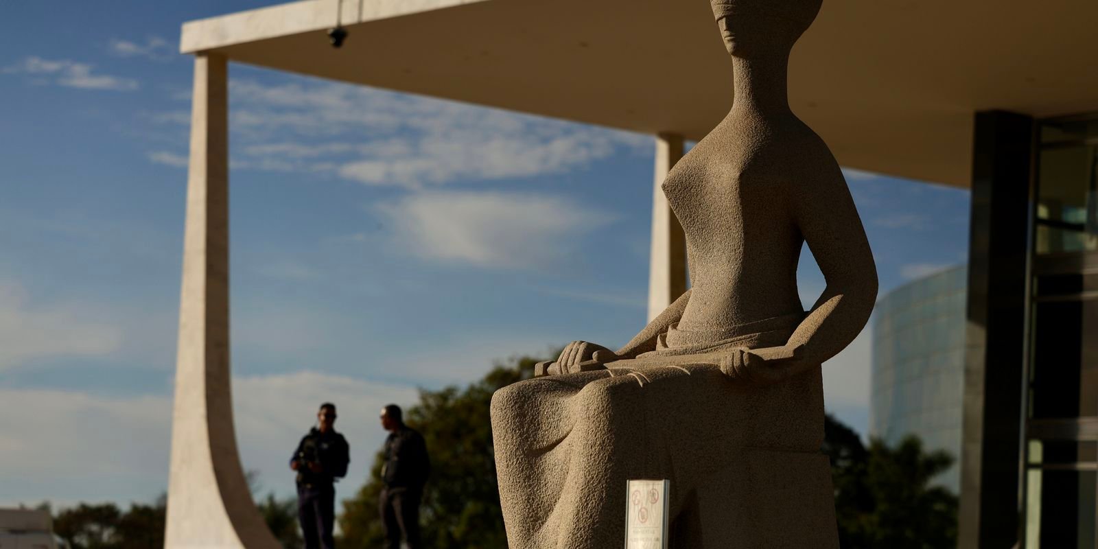 STF adia conclusão de julgamento sobre sigilo de buscas na internet