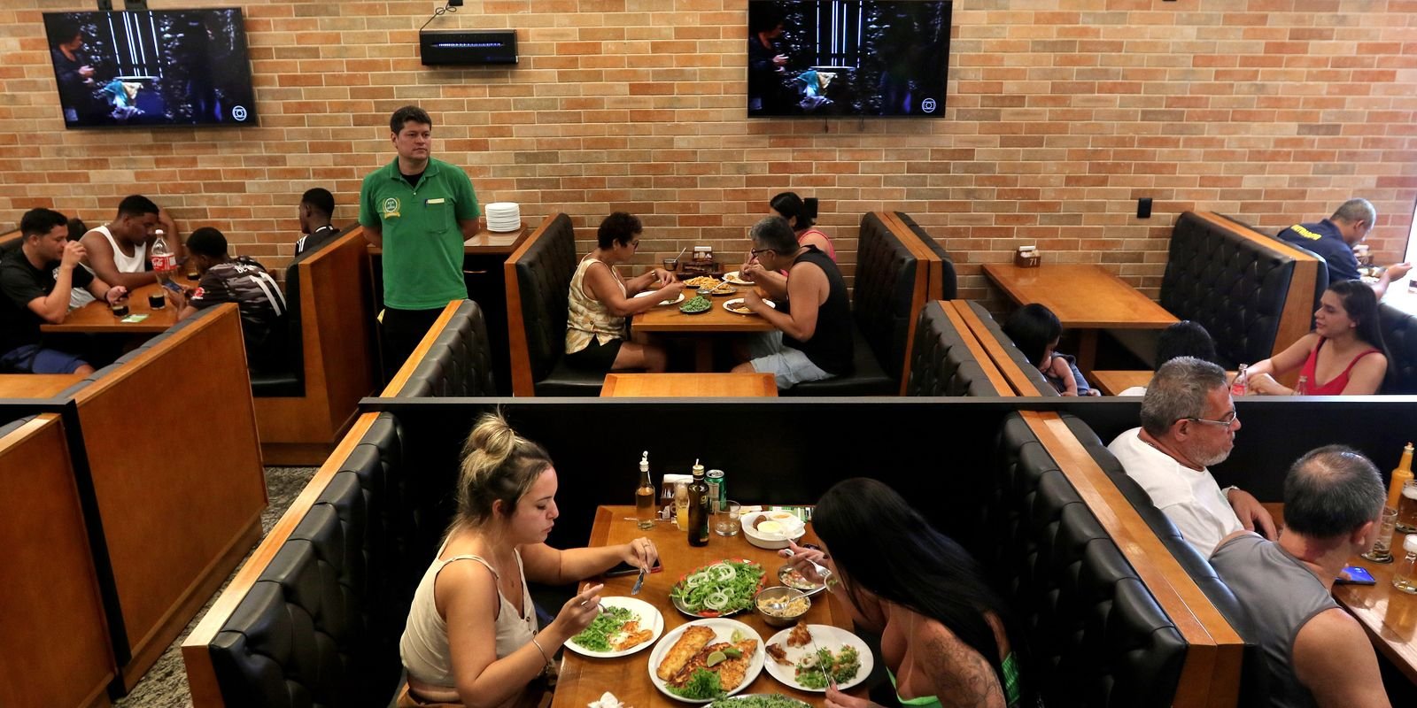 Setor de alimentação tem 43% das empresas com lucro em agosto