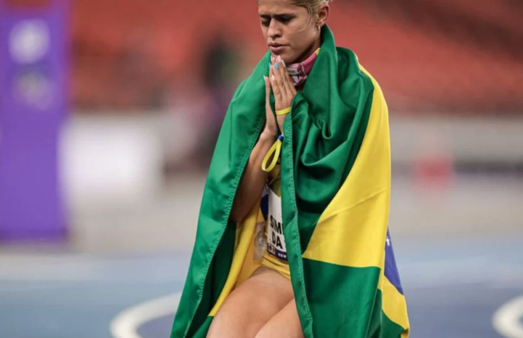 Thalita Simplício é tetra mundial nos 400 metros classe T11