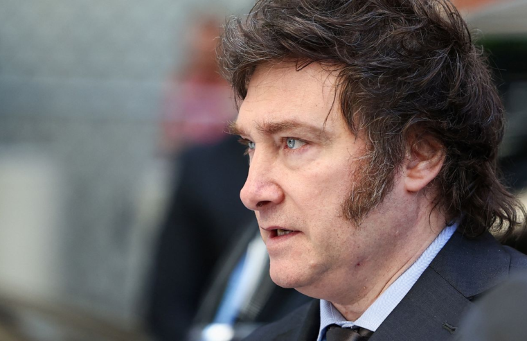 Milei autoriza entrada de militares dos EUA na Argentina