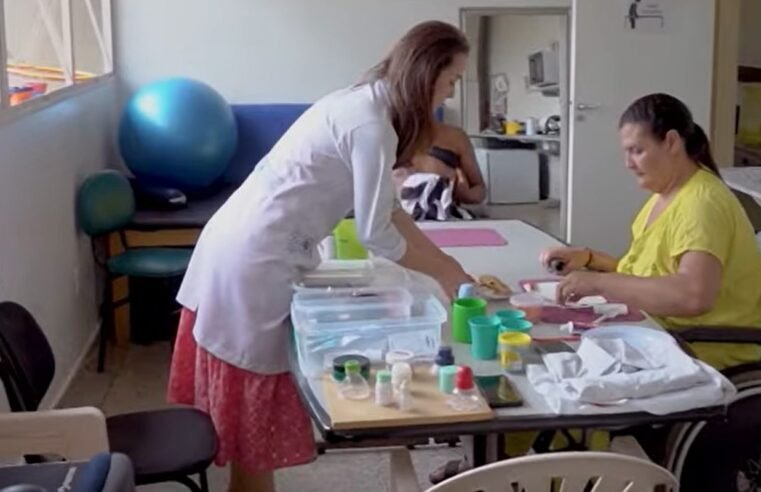 Jornalista da TV Brasil vence Prêmio Amrigs com reportagem sobre AVC