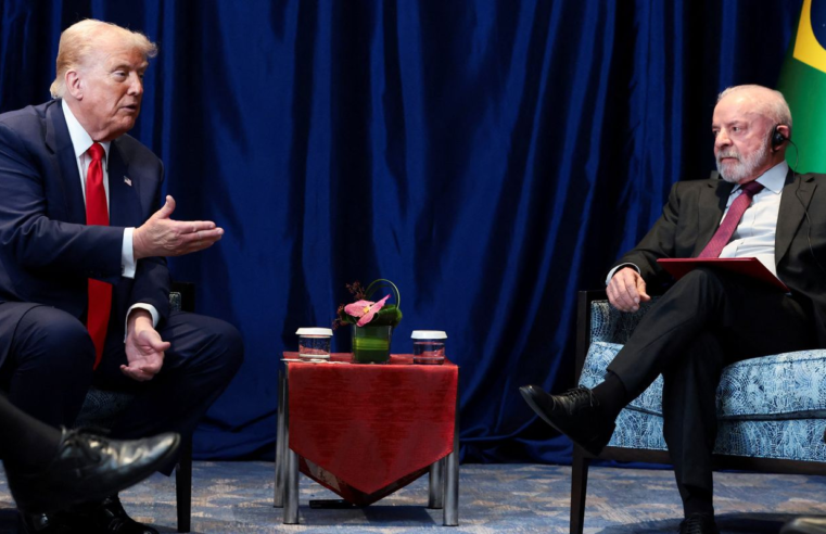 Trump parabeniza Lula e diz que negociações com Brasil prosseguem