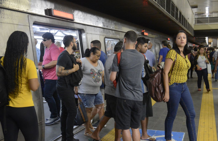 Metrô do Rio resolve problema de sinalização e trens voltam a operar