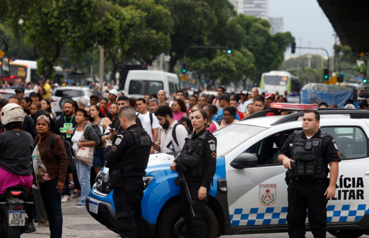 Ação no RJ é cortina de fumaça e expõe população, dizem especialistas
